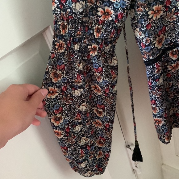 knox rose long sleeve shirt. NEVER BEEN WORN!! - Picture 5 of 5